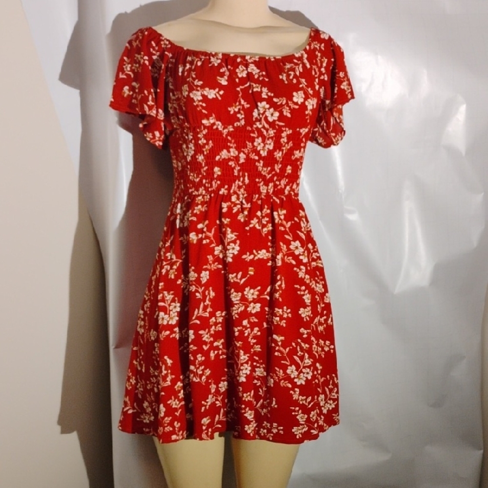 Floral Red Over The Shoulders Dress Size XSmall